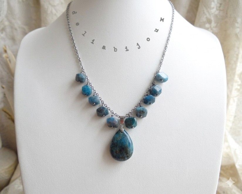 Colier statement din apatit natural - piesă unicat handmade (cod1422)