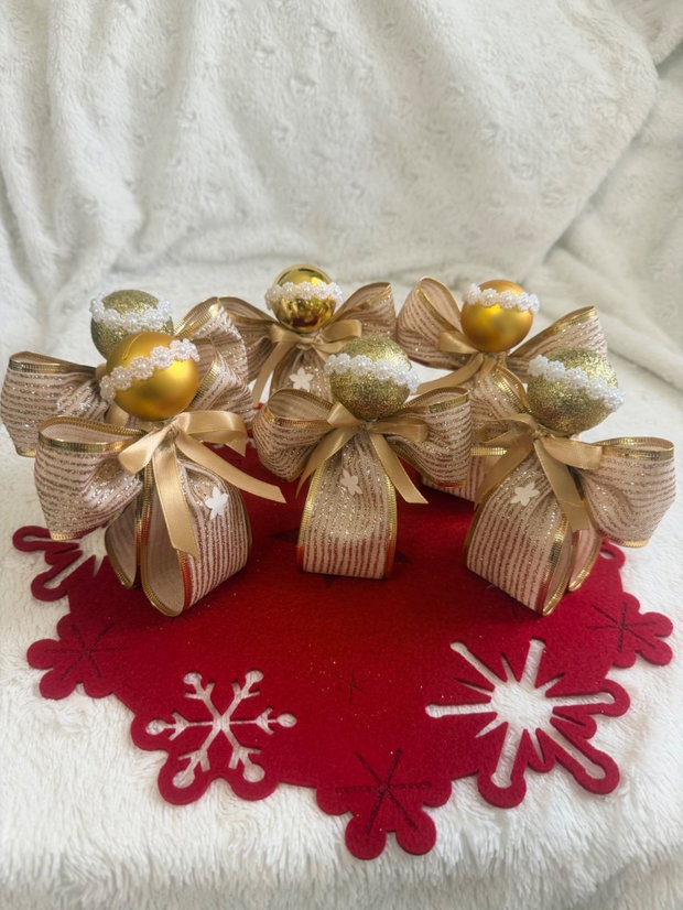 Set 6 ingerasi handmade aurii suport servetele, mărturii invitati/ decorațiuni festive