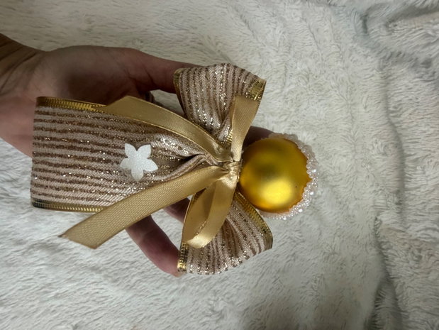 Set 6 ingerasi handmade aurii suport servetele, mărturii invitati/ decorațiuni festive