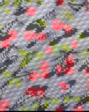 Nou traversa cu cirese