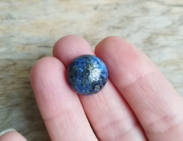 Cabochon lapis lazuli, 16 mm