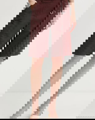 Patrizia Pepe pantaloni scurți eleganți de damă din vâscoză