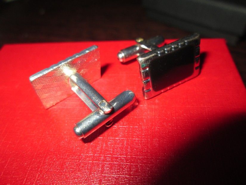 butoni dreptunghiulari camasa