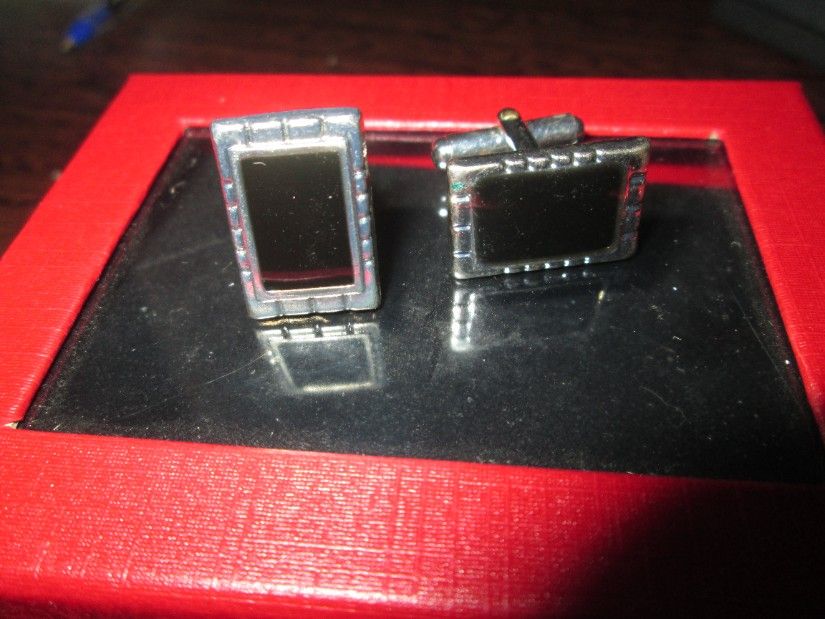 butoni dreptunghiulari camasa