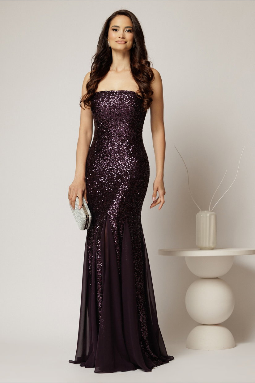 Rochie mov lunga de seara din paiete cu bretele subtiri si insertii de voal pe fusta