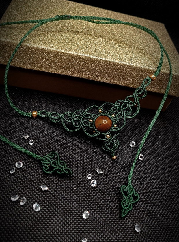 Colier Choker Medieval Princess Micromacrame cu Cristal Natural
