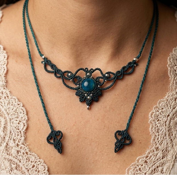 Choker frunze micromacrame ochi de tigru