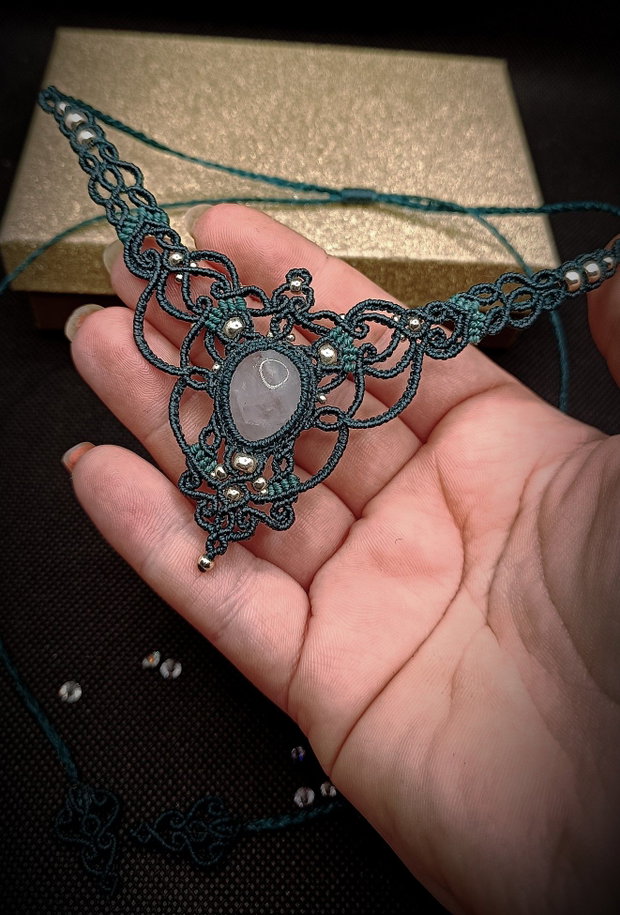 Colier Verde Elegant Medieval Princess Micromacrame Cuart