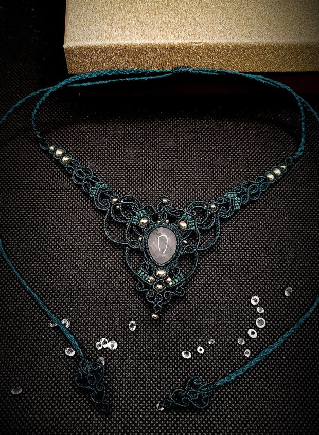 Colier Verde Elegant Medieval Princess Micromacrame Cuart