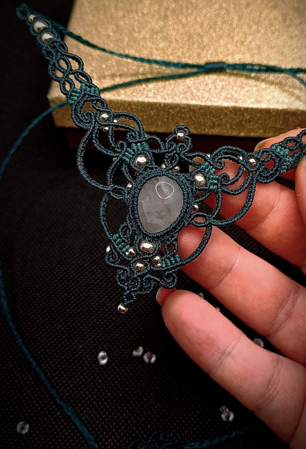 Colier Verde Elegant Medieval Princess Micromacrame Cuart