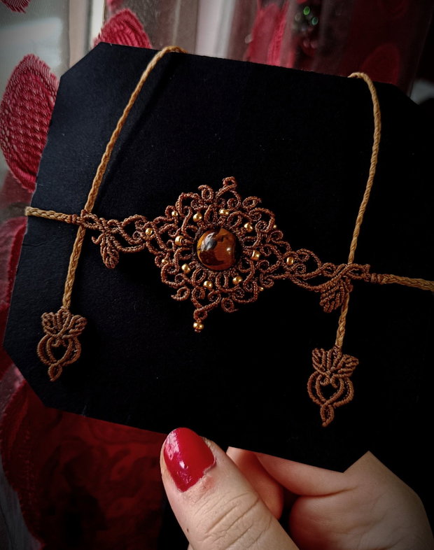 Colier Choker Mandala Micromacrame Ochi de tigru