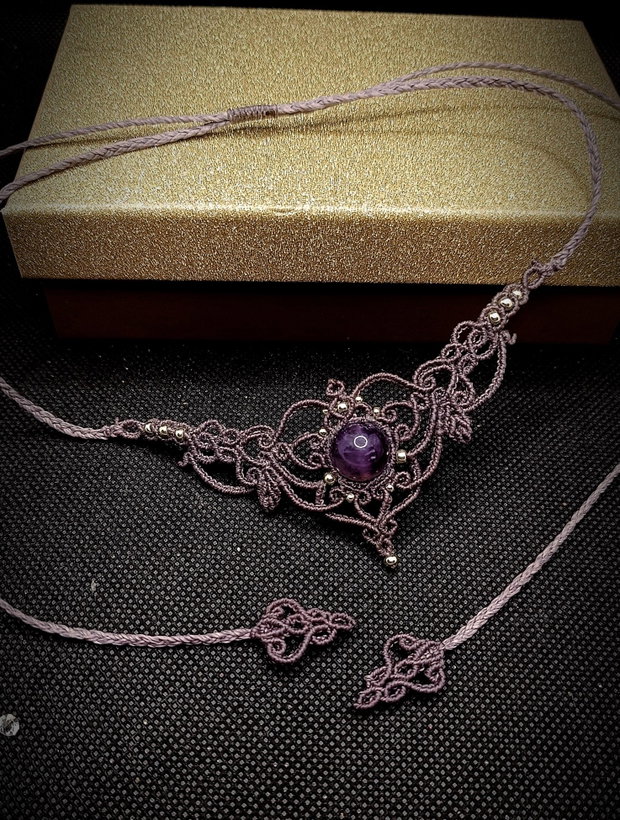 Colier Choker Frunze Mov Micromacrame Ametist
