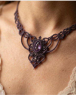 Colier elegant mov micromacrame Swarovski