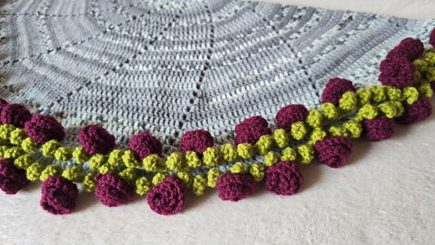 Pătură croșetată Buchet de Trandafiri