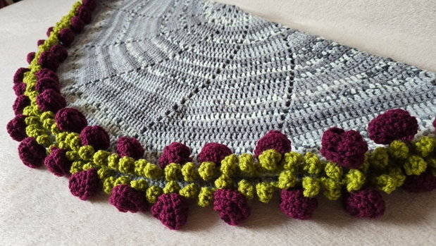 Pătură croșetată Buchet de Trandafiri