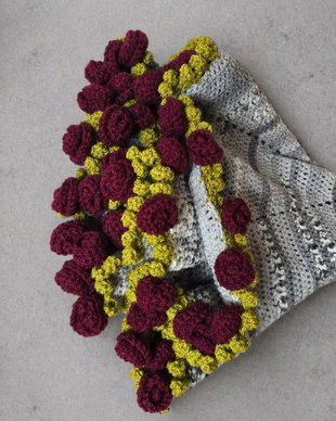 Pătură croșetată Buchet de Trandafiri