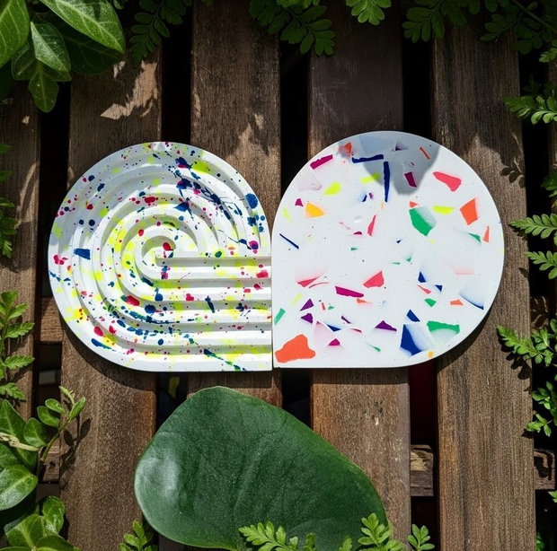 Coastere neon