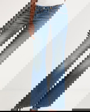 Guess blugi evazați pentru femei