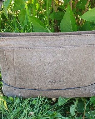 Geantă crossbody Gerry Weber piele naturală