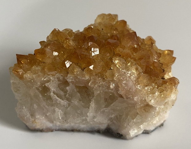 Citrin - Fragment geoda din piatra semipretioasa