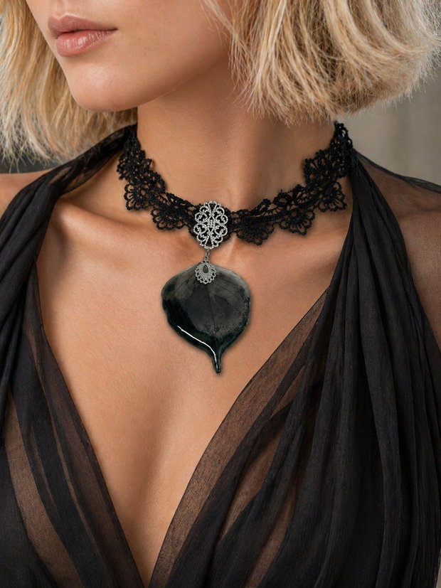 Colier -choker din dantela 02060