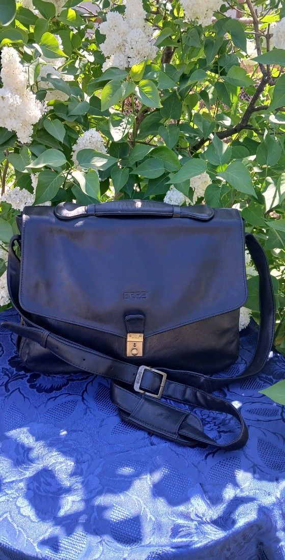 Servietă / Geantă business BREE  Piele naturală