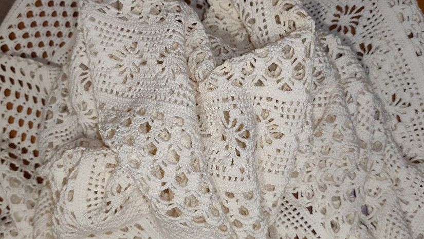 Fata masa macrame bumbac