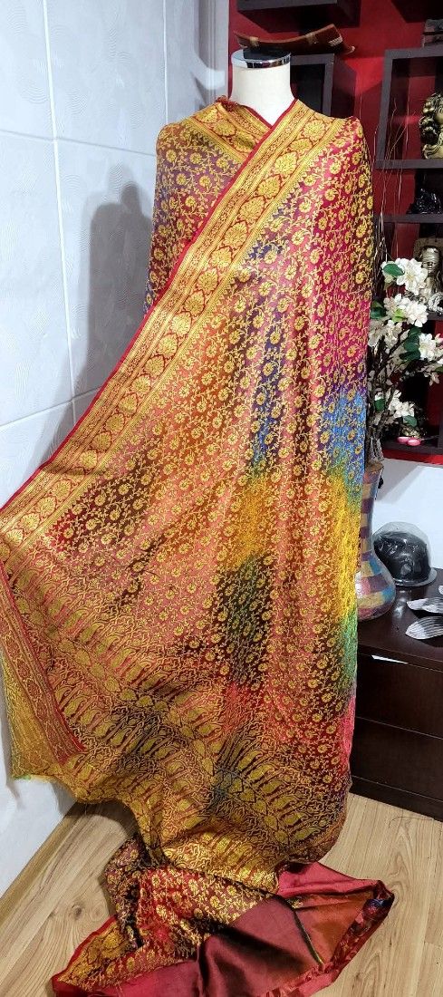 Cupon mătase brocard  cod 1