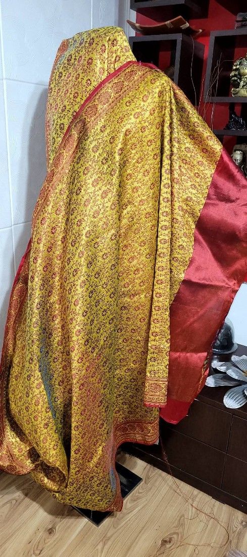 Cupon mătase brocard  cod 1