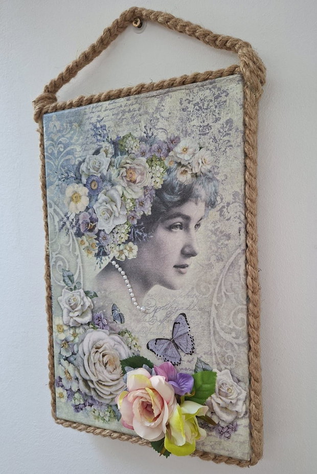 Tablou vintage Beautiful girl