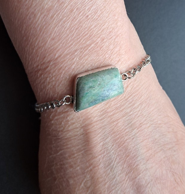 Kyanite in fuchsite
