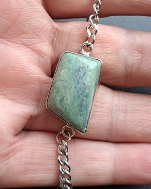 Kyanite in fuchsite