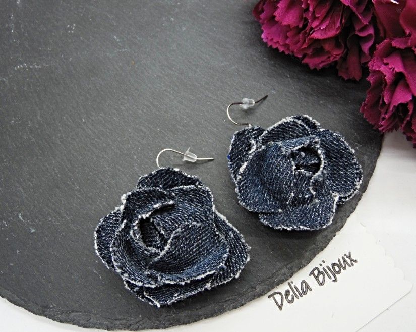 Cercei statement din blugi reciclat flori handmade (cod1417)