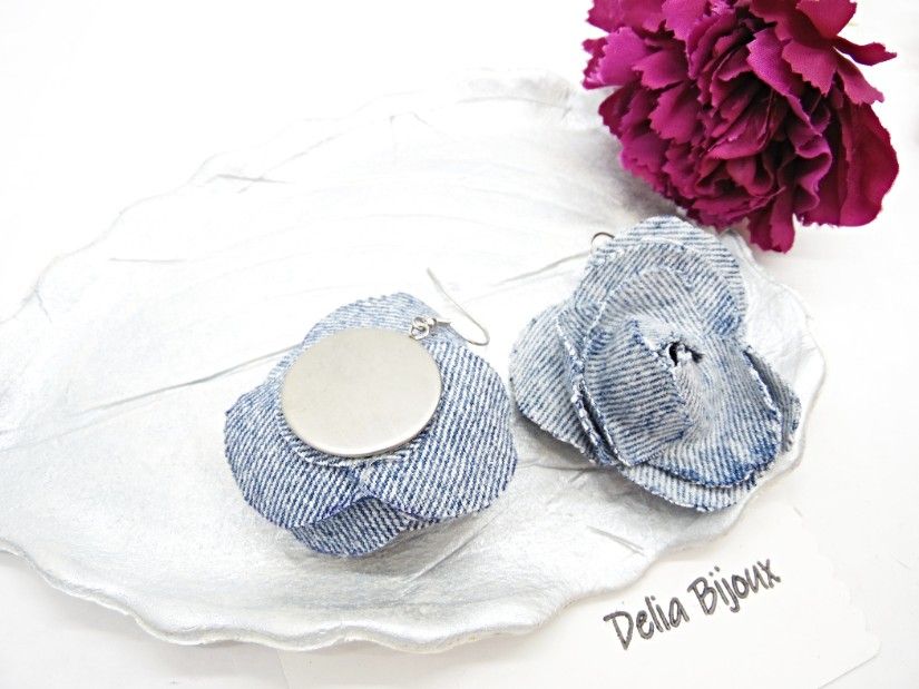 Cercei statement din blugi reciclat flori handmade (cod1421)