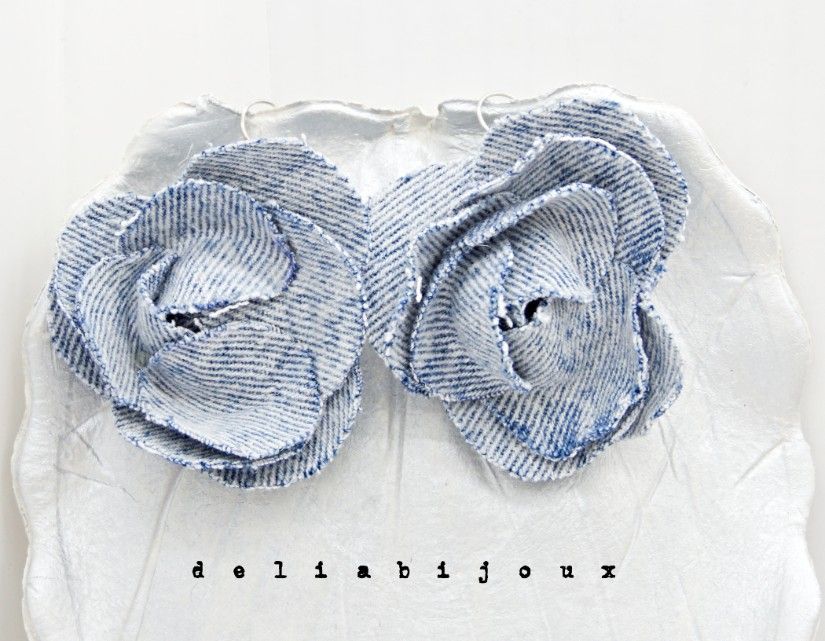 Cercei statement din blugi reciclat flori handmade (cod1421)