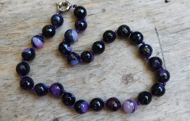 Colier agate fatetate, 14 mm