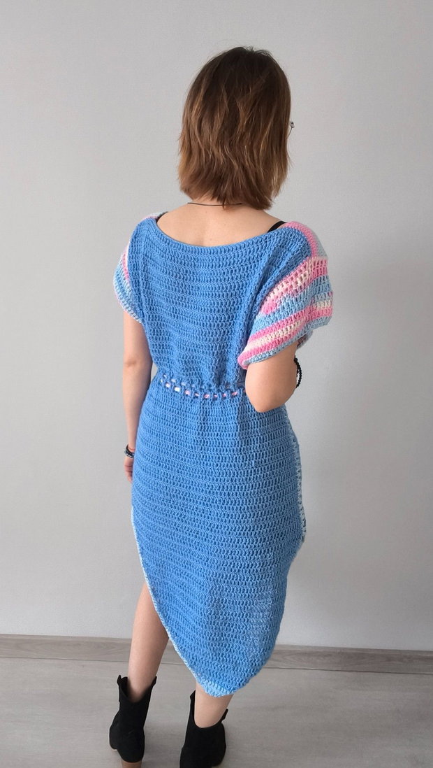 Blue dress