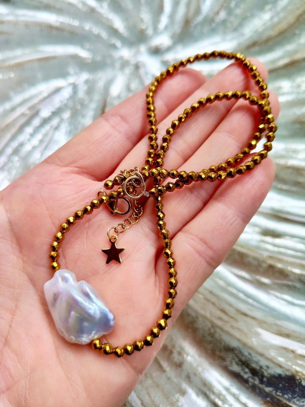 Colier CHOKER hematite aurii & perla baroc alba
