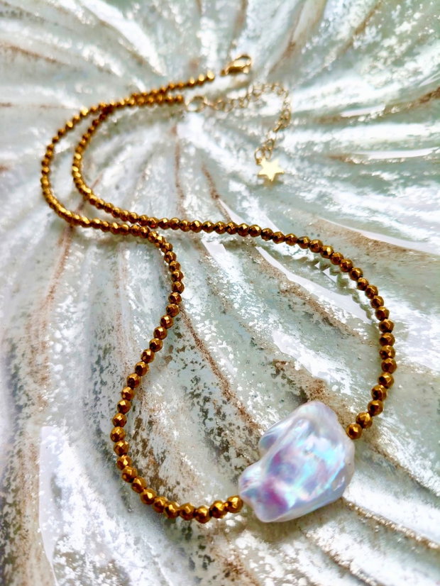 Colier CHOKER hematite aurii & perla baroc alba
