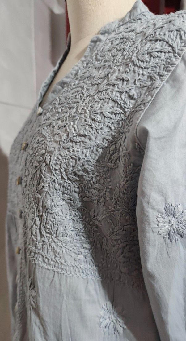 Bluza bumbac cu broderie