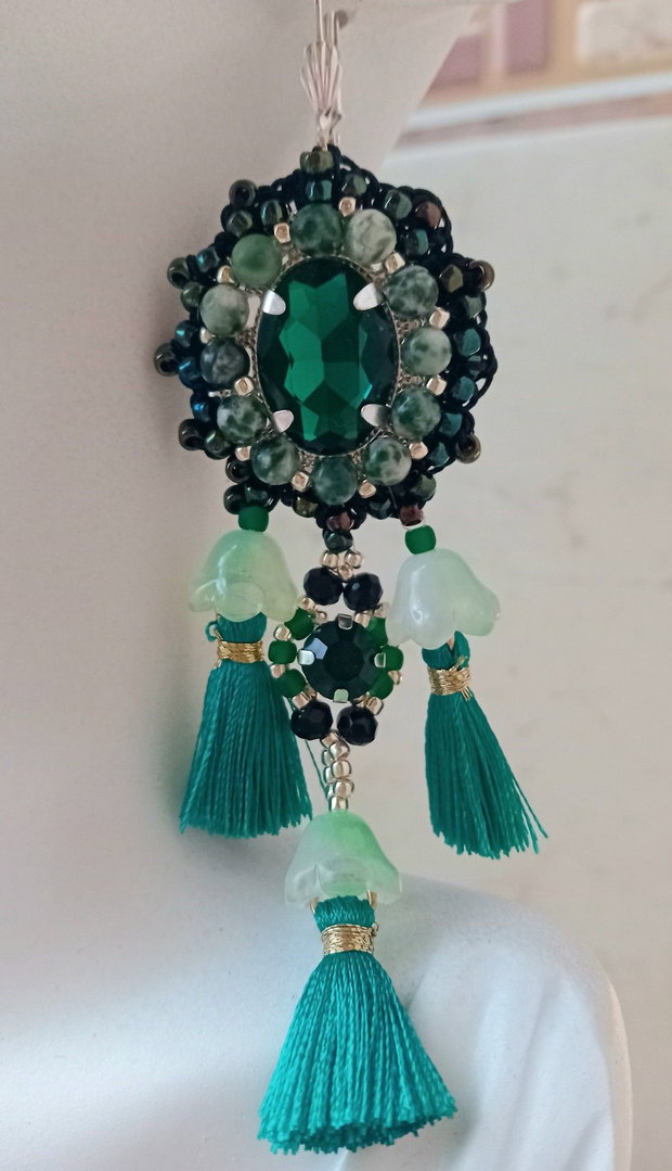 Cercei crosetati,cristale,ciucuri,agate