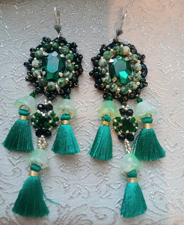 Cercei crosetati,cristale,ciucuri,agate