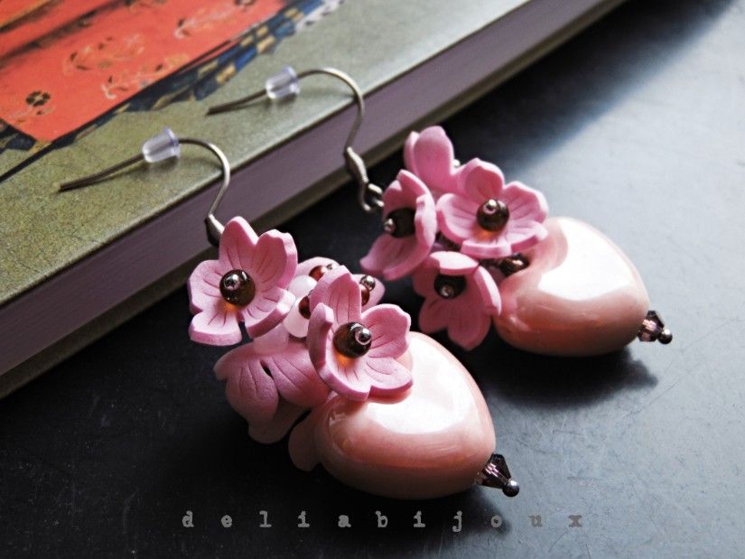 Cercei handmade Sakura cu inimă cercei romantici roz din ceramică și flori delicate (cod1427)