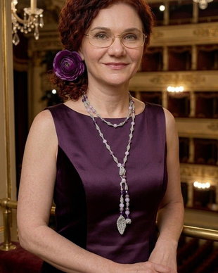 Colier "Lilia"  Eleganță Croșetată cu Cristale și Fir Argintiu