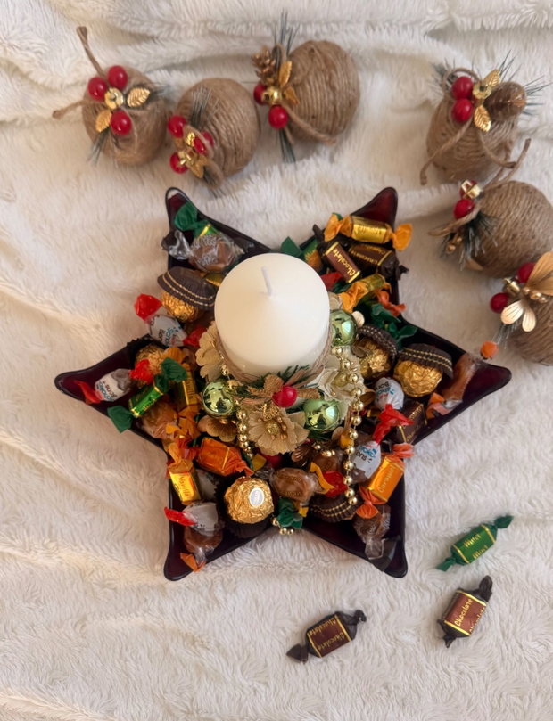 Aranjament Crăciun multifuncțional cu lumânare și globuri detașabile decor festiv handmade, platou sticlă roșu