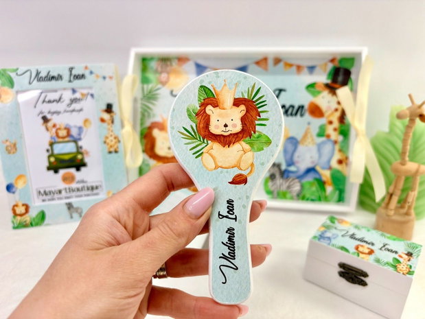 Set aniversar personalizat 1 anisor - Jungle - Tavita mot si accesorii