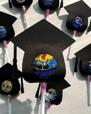 Cadou absolvire gradinita , toca acadea.