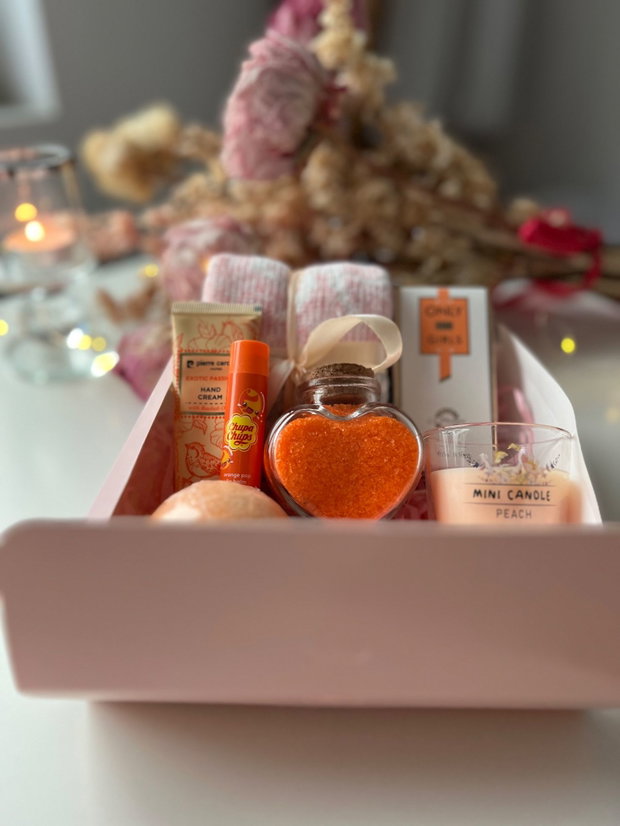 Set cadou feminin Sweet Peach cutie cadou pentru ea