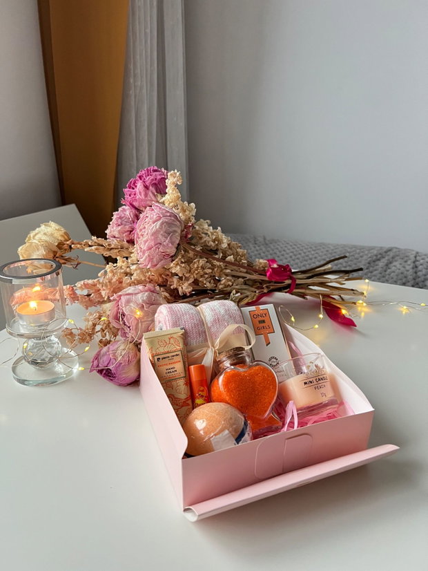 Set cadou feminin Sweet Peach cutie cadou pentru ea
