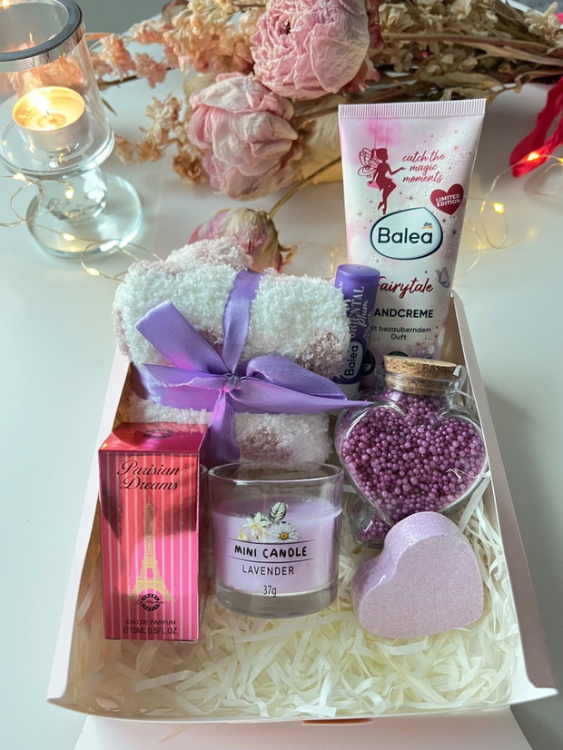 Set cadou Lavender Calm cutie cadou elegantă pentru ea
